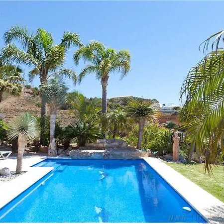 Hoja Villa *