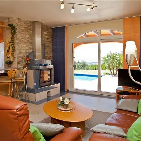 Hoja Villa Estepona