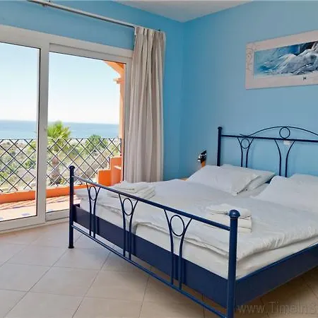 Villa Hoja *